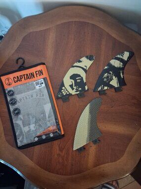 NIP CF Captain Fin Mikey February 4.65 Fiberglass 3 Fins Surfboard